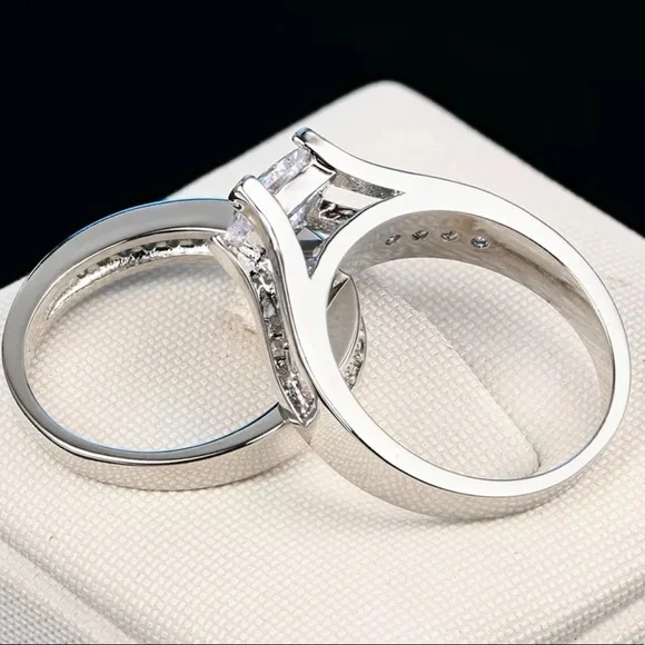 STERLING SILVER ENGAGEMENT RING SET - Picture 5 of 5